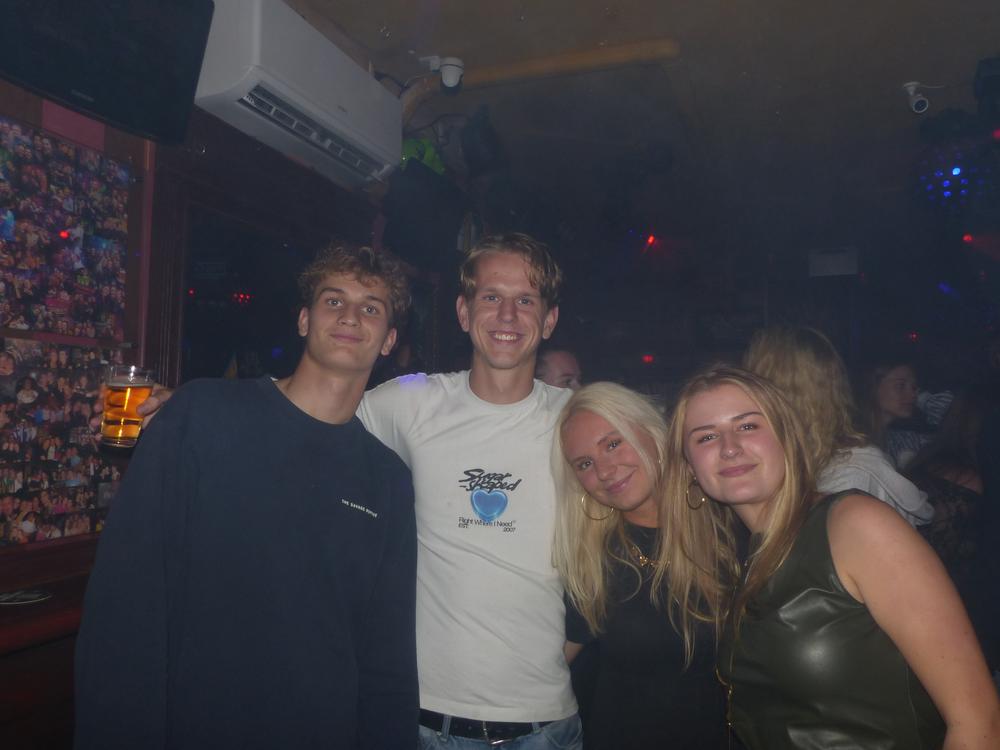 P1080037.JPG